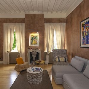 Lauri Loft